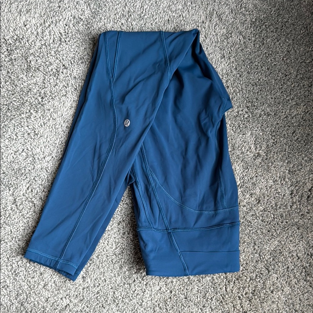 LuLulemon leggings. Size 6
